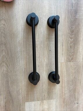Matte Black Wall Pull Handles - Modern Home Wall Decor